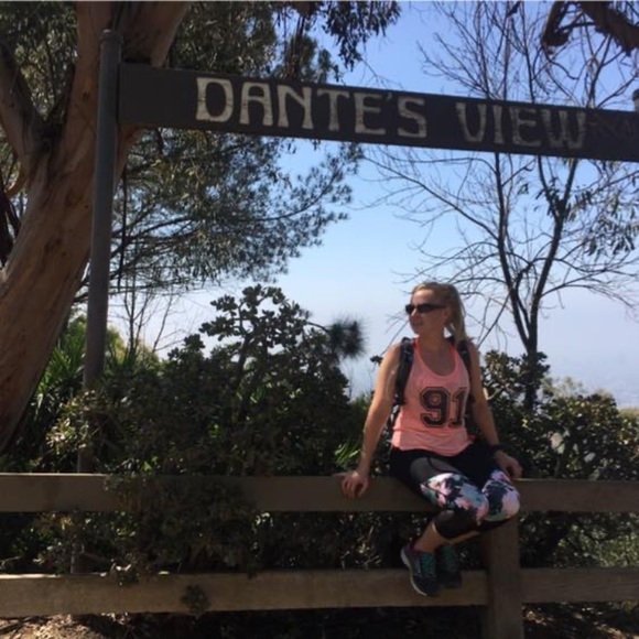 Meet the posher @amber_malina - Picture 5 of 12